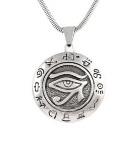 Europejski i amerykański retro Horus Eye Pendant Gra Król Egzorcizing Naszyjnik Creative Punk Men Premium Aldant2231453