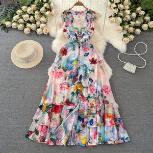 Women Basic Casual Dresses Fashion Holiday Floral Cascading Ruffles Cake Dress Women's Sexy V Neck Flying Sleeve Flower Print Tierred Chiffon Robe Vestido 2024