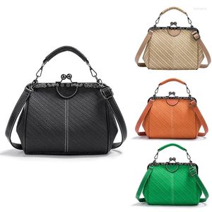 DrawString Pu Ladies Bag Solid Color Retro Clip Handheld Handväska Kvinnor Förenklade Single Shoulder Crossbody Messenger