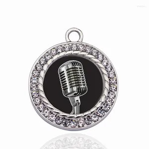 CHANMS MICROPHONE CHARM BASCHIO CACCOLA DI GIOITÀ DI PASSAGGIO/BRACELETS/GUILTER CREAT FATTO MANDO