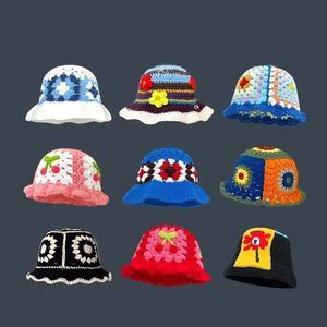 Korean-Japanese Hand Buckle Crochet Bucket Hat Spring and Autumn Winter Sun Hat Female Cherry Designer Bob Basin Hat 240428