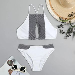 Moda de banho feminina Bikinis de gado de pescoço sexy de pescoço