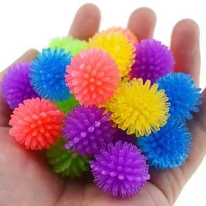 2cm Hedgehogball -Ablager Dekompression Myrica rubra Mini Spielzeug Handfuß Relief Massagebaste Yoga Muskelentspannung Akupunkt -Grip -Touch -Training Dekompression Toys 018