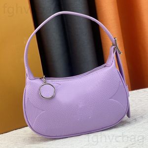 ショルダーバッグイブニングバッグ高品質の豪華な脇の下バッグ本物の革のデザイナーバッグ女性用エンボス加工革の財布