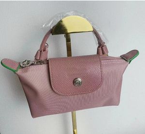 상점 허가 도매 95% 할인 가방 디자이너 70 주년 기념일 보르사 패션 여성 방수 나일론 숄더 가방 품질의 여성 핸드백