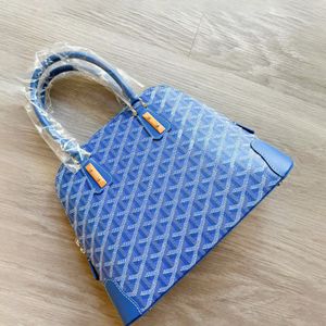 Lyx kvinnors mini skal tygväska läder koppling handväska rese vendome väska mens designer crossbody väska plånböcker pochette satchel topphandtag axelväskor rem