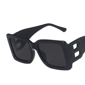 Women Big Rame moda okularów przeciwsłonecznych kwadratowa Kobieta Ogólny czarny styl odcienie Uv400 Słońca 2751