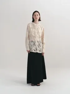 Kadın bluzları çiçek dantel içi boş perspektif tasarım yuvarlak boyun gömlek bahar/yaz Çin tarzı gevşek güneş koruma gömlekleri üst