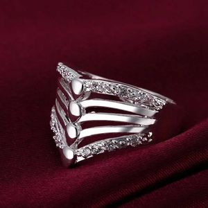 Cluster Rings 925 Sterling Silver Ring Fashion Retro for Women Lady Ganska trevlig elegant charm inlagd stensmycken gratis frakt H240504