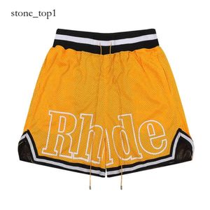 Rhude Short 24sss Rhude Beach Homens Mulheres Casual Mesh Trilha respirável O grande tamanho Rhude cintura shorts de cordão grátis Frete grátis para shorts preto e branco 120