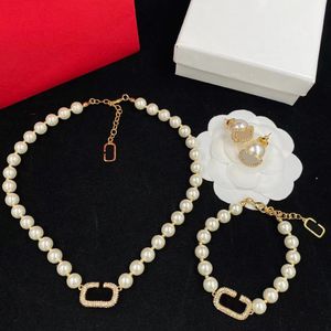 Women Short Pearl Chain Rhinestone Orbit Necklace Clavicle Chain Baroque Pearl Choker Necklaces for Women's Jewelry Gift Bracelet Earrings set 302h