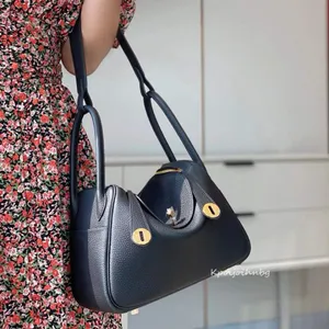 Premium costurada bolsa de designer de alta qualidade de couro de alta qualidade 26 cm bolsa de ombro de couro feminino saco de ombro elegante e elegante feminino