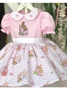 012y Girl Summer Rabbit ricamo di coniglio floreale Turkish Vintage Princess Pink Dress per Pogramma di compleanno Eid di Pasqua 240416