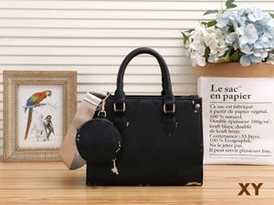 Designerväska för kvinna mode crossbody svart präglade väskor lady luxurys handväska pu pu pu