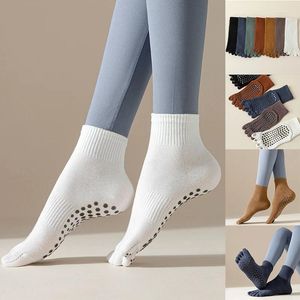 Women Socks 1Pairs Yoga Silicone Non-Slip Soft Cotton Anti-Slip Pilates Sock Ballet Dance Ladies Fitness Sports Five-Finger