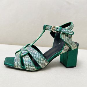 Frauen klobige Absatzschuhe Sandalen weiche echte Leder -Strass -Strass -Knöchelgurt Peep Zehenpumpen Schuhe P25D50