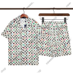 Designer tracce da uomo da uomo Set Summer Beach Shorts calzoni set da donna magliette da donna Luxury casual classica Lettere di stampa a colori classico Supetti di cotone pantaloncini e maglietta