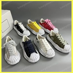 Designerschuhe Sneakers Maison Canvas Mihara Yasuhiro Low geschnittene Männer Frauen vielseitig aufgelöster Sommer Neue Mmy Black White Herren Schuhe