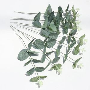 Dekorative Blumen 50pcs künstliche Eukalyptus grüne Pflanze Blätter DIY Heiratsdekor Braut Bouquet Home Party Tisch Accessoire Hochzeit