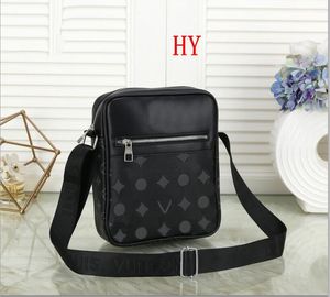 2024HOT Fashion Mens Print Shoulder Bags Man äkta Leather Briefs Bolsas Messenger Bag Wedding Dress Business Crossbody Bag Handväskor A18