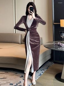 Casual Dresses 2024 Velvet Hit Color Wedding Party Dress French Women Rose Floral Long Sleeve Split Bodycon Midi Evening Spring Fall