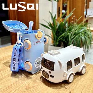 Lusqi 05L Cara de carro de brinquedo fofo com palha interna e ao ar livre garrafa de água de grande capacidade caneca de plástico para drinques de verão A 240420 grátis