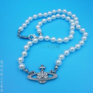 Designer Diamond Inkrustowana bransoletka z trójwymiarową marką Saturn Design Pearl Metal Ladies Hicraft