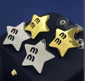 Projektant Star Studs For Women Luxury 18K Gold Coppated Stars Letter żyrandol kolczyki