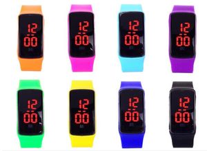 أزياء الرياضة LED Watch Candy Jelly Men Women Silicone Rubber Touch Sn Digital Digital Watches Watches Pracelet Mirror Wristwatch22282625