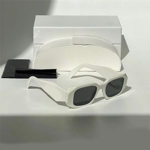 シンプルな男性サングラスデザイナーレターカジュアルサングラスガラス女性sonnenbrillen shadesマルチカラー眼鏡トライアングル高品質MZ130 H4