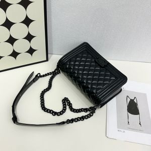 Luxury Designer Handbag Nylon Messenger Bag Classic Three Piece Suited Wallet Fashion Retro Messenger Wholesale Price Man Camera Bag Läder LD 67086Y