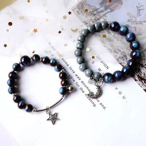 Urok Bracelets 2PCS piec ceramiczne koraliki para dziewczyn bransoletka z parą atrakcji magnetycznej zimny wiatr Stars Moon Hand Ciąg