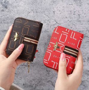 Plånböcker Kvinnors modekoppling | Myntväska med korthållare | Mini dragkedja plånbok | Tecknad tryck i rosa, grönt, kaffe | PU läder