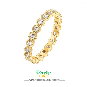Küme halkaları basit cz yuvarlak kübik zirkonia bijoux anillos altın renk istiflenmiş parmak yüzüğü kristal takı nişan hediyesi kadınlar için