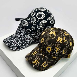 Boll Caps New Men Women Korean tryckt Graffiti Letter SNBACK CS MERSATILE BASEBALL HATS Fashion Street andningsbar Distress Sunshade J240506