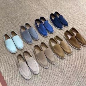 Luxurys designer utomhus resor casual sko mode sommar loro walk mens moccasins låga svarta klänningskor piana kör sneaker läder sandal loafer tennis skor