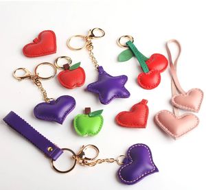 Söt handgjorda äkta riktiga läder Apple Heart Star Fruit Car Keychain Animal Key Chain Women Bag Pendant Accessories 240428