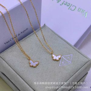 Fashion v Gold Shicened Plate 18k Van Rose Clover Fritillaria Butterfly Clip Necklace Necklace Style Live Style مع شعار