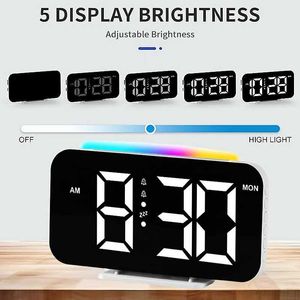 Skrivbordsklockor digital väckarklocka Tidsvecka Display med RGB Mood Light 2 Alarm Snooze Table Clock 12/24H USB Outpart Port laddning LED -klocka