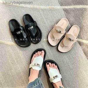 Fashion Original h Designer Slippers Lock Buckle Thick Sole Clip Toe Casual Herringbone Slippers for Womens Summer Wear with 1:1 Brand Logo