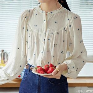 Kvinnor BLOUSES BOMULL LINEN TOPS EMBRODERY Söt chic 2024 Women Summer Korea Japan Style Design Retro Vintage Button Shirt