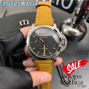 Designer Watch Mechanical Watches Men Automatic Leather Starp Pawble 300m vattentätt armbandsur Weng