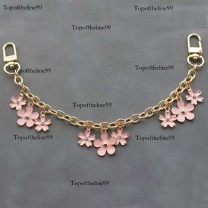 Schlüsselanhänger Bag Charme Kette Schlüsselbund für Frauen rosa Blumenanhänger Dekoration Accessoire Metall Schnalle Ring Geburtstag GiftKeychains Original Edition