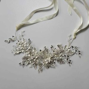 Pannband slbridal handgjorda rhintstones Crystal Pearl Flower Leaf bröllop Huvudstycke Vine Bride Bodband Hårtillbehör Q240506