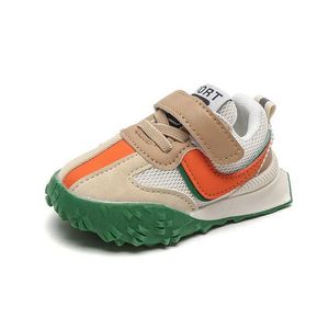 Sneakers 2024 New Breathable Childrens Shoes Boys and Girls Casual Shoes Spring Soft Childrens Sports Shoes Tenis Neutral Air Mesh Shoes Q240506