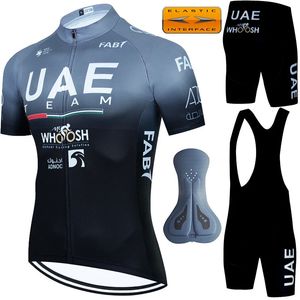 Mountain Bike UAE Complete Cycling Jersey Men Set Mtb Gel Shorts Road Uniform Man Clothing Man Mens kläder Summer Bicycle 240506