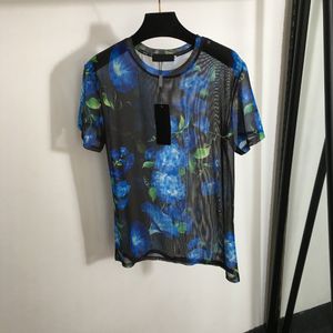 2024 Tasarımcılar T-Shirts Kadın Tees Giyim Giyim Sıradan Göğüs Çizgili Yeni Sabah Glory Baskı İnce See-Thenh-Through Meet Kısa Kollu T-Shirt Mavi Bayanlar Üst Bluz Mahsul Elbise S-XL