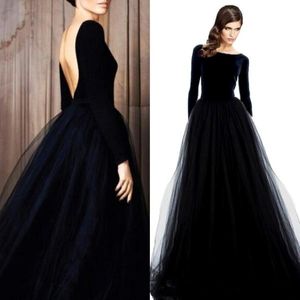 2020 Nya långa ärmar svarta bröllopsklänningar Sexig låg ryggsträcka tyllkjol Enkel icke -vit brudklänningar med färg 249Q