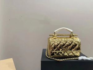 Chanei 23k Luxus und modisches Design Frauen klassischer Lack Leder Handtasche klein und exquisites Diamantmuster Flip -Tasche Super Ver