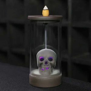 Lampade di fragranze 1pc in ceramica in ceramica a cascata di riflusso a led incenso bruciatore casa domestico casa decorazione decorazione del cranio di Halloween t240505